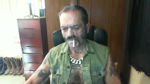leathergreaser online show from February 2025 05:33:01 AM