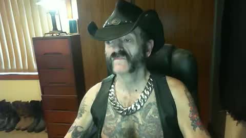 leathergreaser online show from September 2025 08:36:02 PM