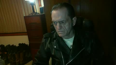 Snapshot of leathergreaser chatting on June 2026 07:56:01 PM leathergreaser online show from June 2026 07:56:01 PM