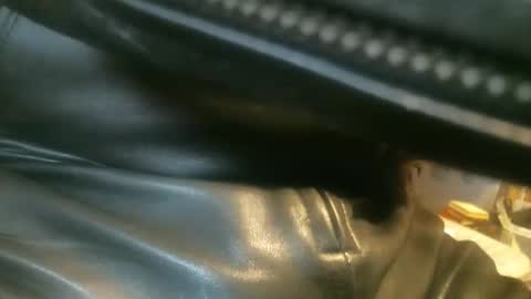 Snapshot of leathermotocross001 chatting on November 2025 02:51:02 PM Leathermotocross online show from November 2025 02:51:02 PM