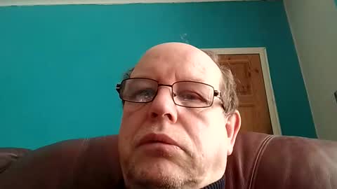 Snapshot of leatherpants68 chatting on April 2026 08:31:02 AM leatherpants68 online show from April 2026 08:31:02 AM