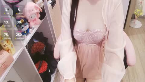 Snapshot of lee_cute18 chatting on May 2026 04:15:02 PM Lee online show from May 2026 04:15:02 PM