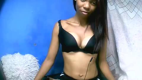 Snapshot of leeromi chatting on April 2026 02:56:01 PM leeromi online show from April 2026 02:56:01 PM