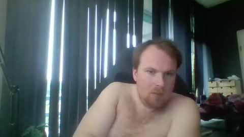 Snapshot of leeuwarder12 chatting on May 2026 06:36:02 PM leeuwarder12 online show from May 2026 06:36:02 PM