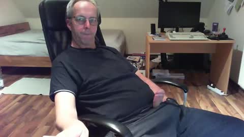 Dave online show from December 2024 04:28:01 PM