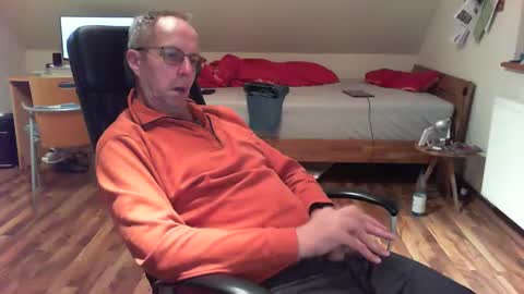 Dave online show from December 2024 03:57:01 PM