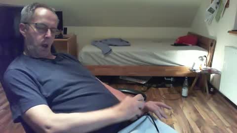 Dave online show from January 2025 01:42:01 AM