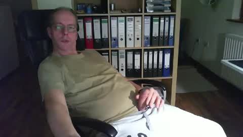 Dave online show from December 2025 01:33:02 AM