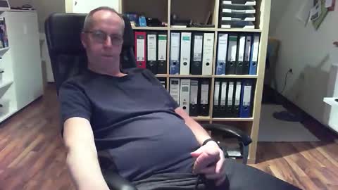 Snapshot of lefti27 chatting on February 2026 03:27:02 PM Dave online show from February 2026 03:27:02 PM