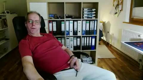 Snapshot of lefti27 chatting on March 2026 10:42:01 PM Dave online show from March 2026 10:42:01 PM