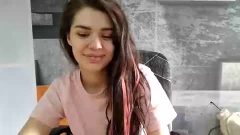Snapshot of legenda_liya chatting on May 2026 01:39:01 PM Liya online show from May 2026 01:39:01 PM