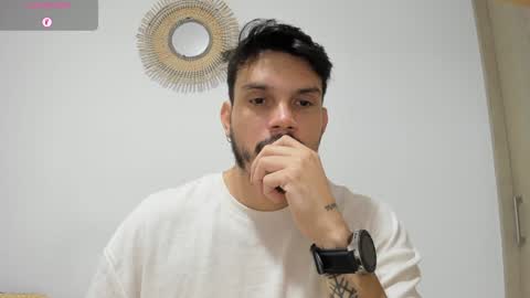 Alejandro online show from December 2024 10:01:02 AM