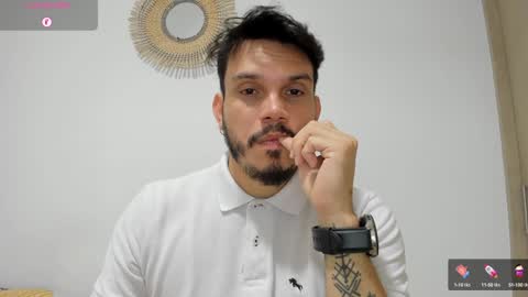 Alejandro online show from December 2024 09:09:02 AM