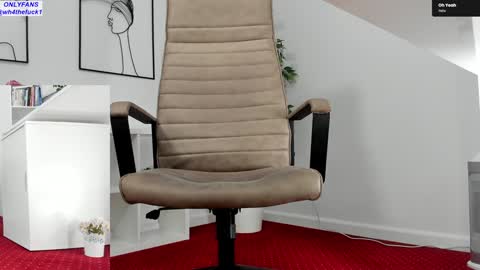 Elle  online show from March 2026 11:58:02 AM