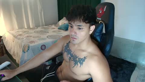 Snapshot of lei_77 chatting on May 2026 07:53:02 PM Lei online show from May 2026 07:53:02 PM