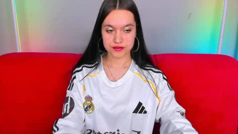 leiawow online show from May 2026 02:45:01 PM