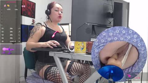 Snapshot of leidycrstnch21 chatting on January 2026 02:11:01 PM LeidyDi223 online show from January 2026 02:11:01 PM