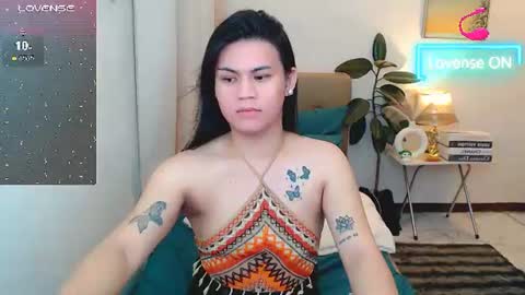 Snapshot of leighcortesi chatting on June 2026 04:00:01 PM Cailey online show from June 2026 04:00:01 PM