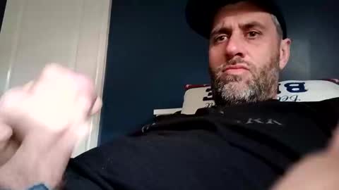 leightimmins001 online show from April 2026 06:21:01 PM