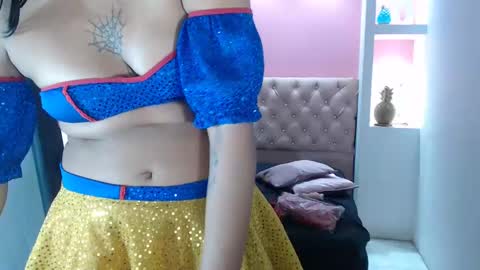 Snapshot of leilasweetxx chatting on January 2025 06:31:02 AM Mar online show from January 2025 06:31:02 AM