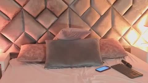 Leizathompson online show from February 2026 05:31:01 PM