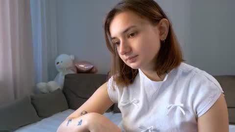 Snapshot of lelia_vibe chatting on July 2026 02:47:01 AM Lelia online show from July 2026 02:47:01 AM