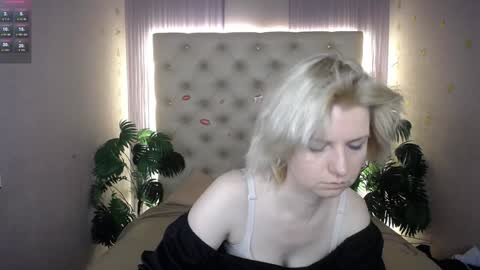 Lena online show from December 2024 04:03:02 AM