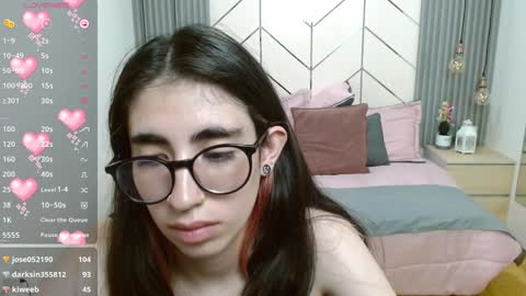 Snapshot of lena_roses chatting on December 2024 11:51:02 PM Lena online show from December 2024 11:51:02 PM