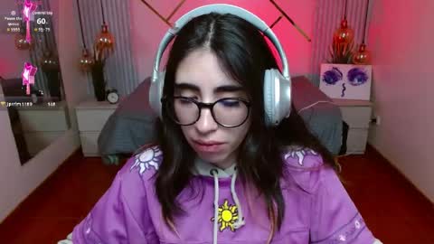 Snapshot of lena_roses chatting on April 2026 05:49:01 PM Lena online show from April 2026 05:49:01 PM