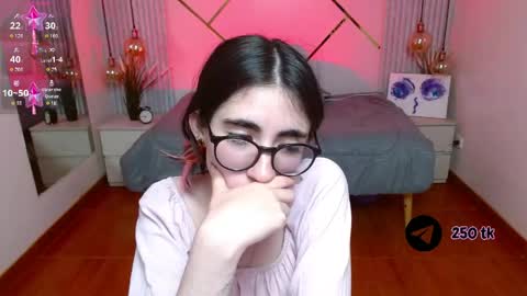Snapshot of lena_roses chatting on May 2026 08:35:02 PM Lena online show from May 2026 08:35:02 PM