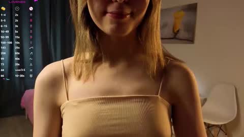 Earlene online show from November 2025 08:34:02 PM