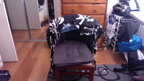 Snapshot of lennyfife chatting on October 2025 11:51:02 PM Pussylicker online show from October 2025 11:51:02 PM