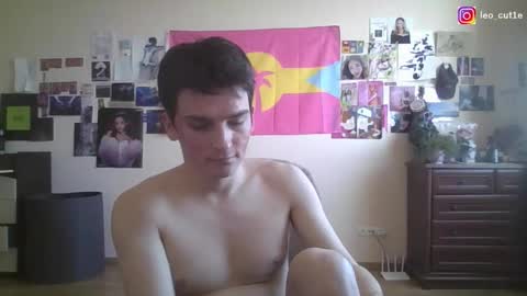 Snapshot of leo_cutie chatting on March 2026 09:26:01 AM leo_cutie online show from March 2026 09:26:01 AM