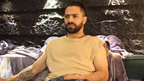 Leo  Diaz online show from December 2025 01:13:01 AM