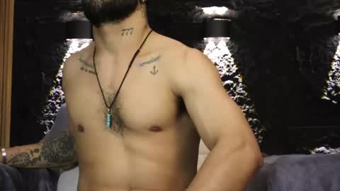 Snapshot of leo_diaz01 chatting on June 2026 12:43:02 AM Leo Diaz online show from June 2026 12:43:02 AM