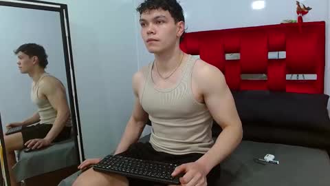 leo_morris online show from December 2024 12:56:01 PM