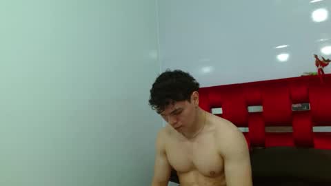 leo_morris online show from January 2025 04:06:01 PM