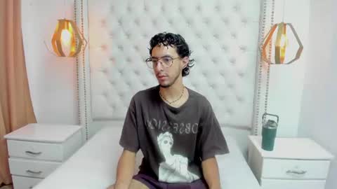 Snapshot of leo_sanz6 chatting on July 2026 12:19:01 PM LEO online show from July 2026 12:19:01 PM