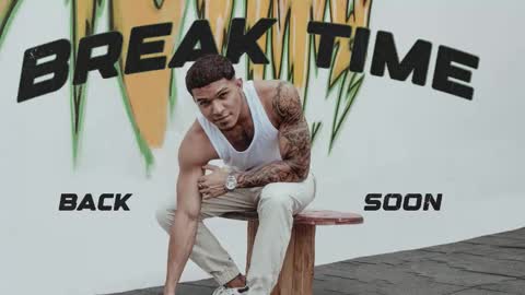 Leo independent model online show from October 2025 12:36:01 AM