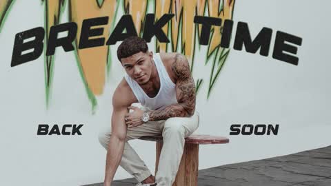 Leo independent model online show from December 2025 02:05:01 AM