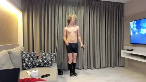 Snapshot of leo_wildd chatting on October 2025 07:56:02 PM leo_wildd online show from October 2025 07:56:02 PM