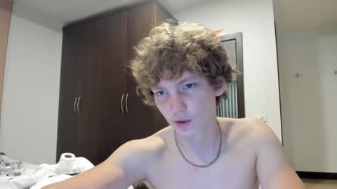 Snapshot of leo_wildd chatting on October 2025 05:17:02 AM leo_wildd online show from October 2025 05:17:02 AM