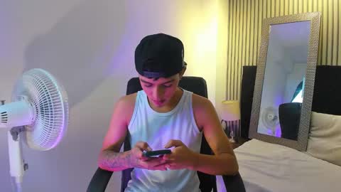 leohard_ online show from February 2026 02:53:01 AM