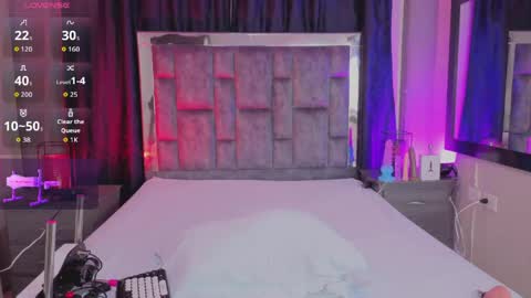 Snapshot of leomonnroe chatting on April 2026 07:14:01 PM leomonnroe online show from April 2026 07:14:01 PM