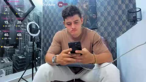 Leon Smoron online show from December 2025 01:25:02 AM