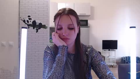 Snapshot of leonaalove chatting on April 2026 01:13:02 PM Leonaalove online show from April 2026 01:13:02 PM