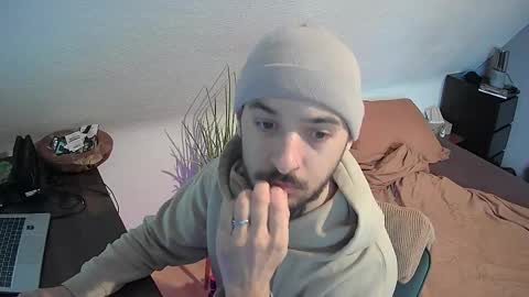 Snapshot of leonardo_grande chatting on January 2026 10:40:01 AM Leonardo online show from January 2026 10:40:01 AM