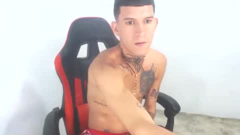 Leonardo Adams online show from October 2025 03:03:02 AM