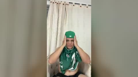 Snapshot of leonel_ferrer chatting on August 2026 07:21:02 AM LEONELKIRY online show from August 2026 07:21:02 AM