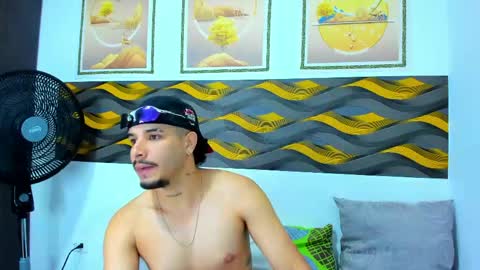 Leon online show from April 2026 07:04:01 PM